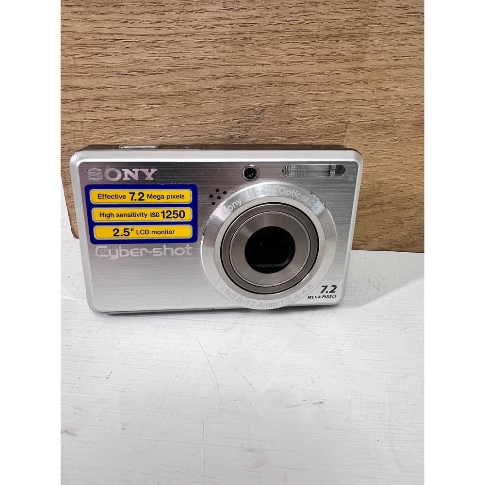 Sony Cyber-shot DSC-S750 7.2MP Digital Camera Silver 3x Optical Zoom 2.5" LCD